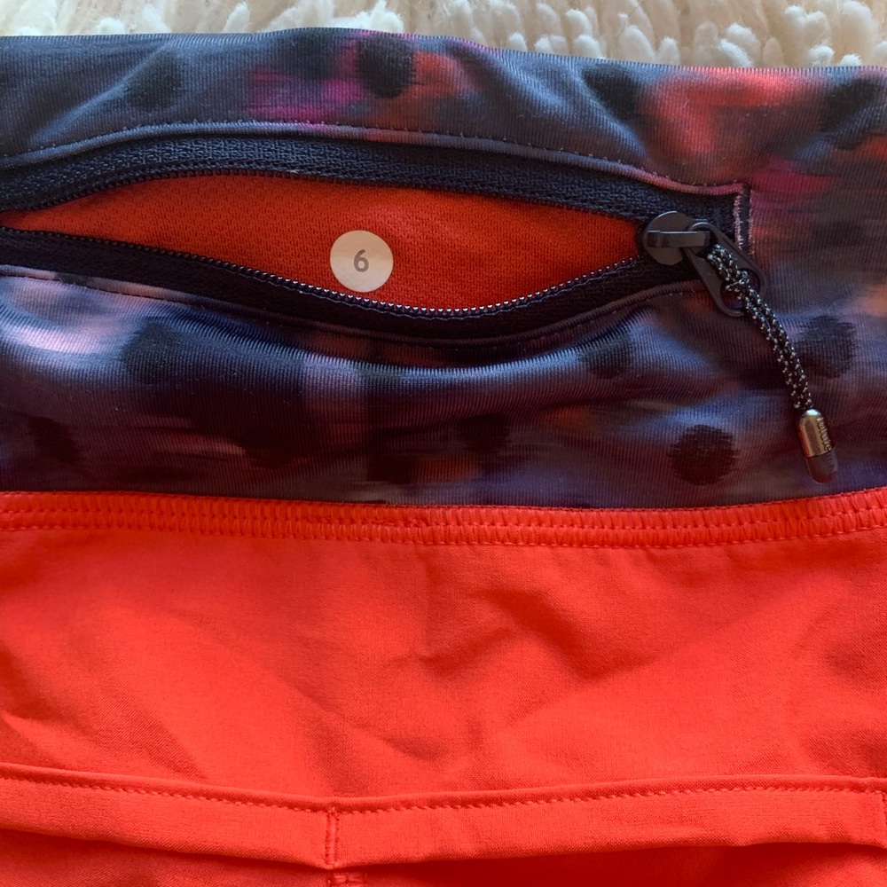 Lululemon speed shorts size 6 - Picture 3 of 5